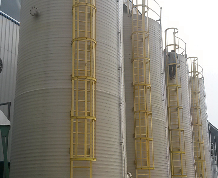 新安化工選用新安江PPH儲(chǔ)罐、磁力泵